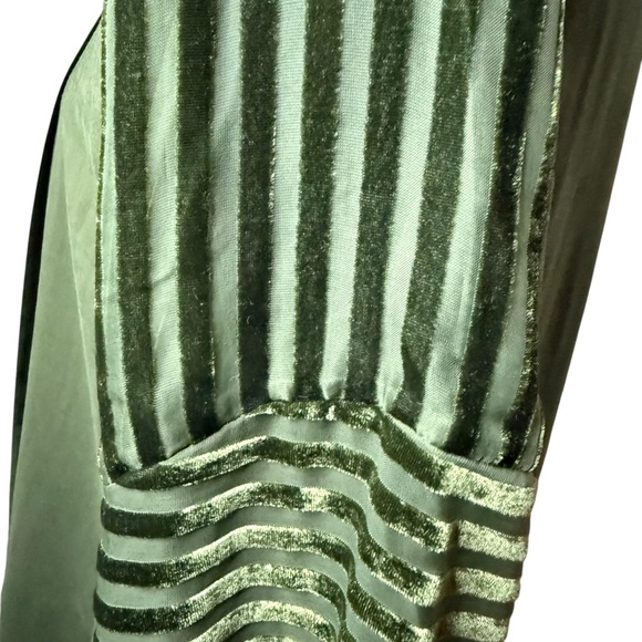 Soft Surroundings | Dark Green Balloon Sleeve Blouse with Velvet Stripe Sleeves - Picture 4 of 8